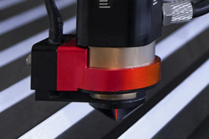 maquina grabado laser cabezal